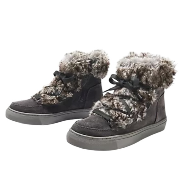 NWT Cougar Waterproof Suede with Faux Fur Dasha Snow Boot Pewter Gray Size 9 - Picture 1 of 13